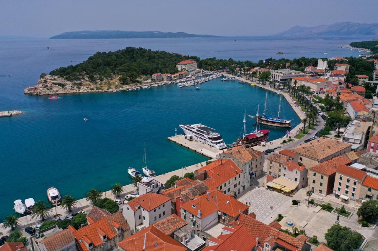 Old Town Makarska Apartments - Central Square エクステリア 写真