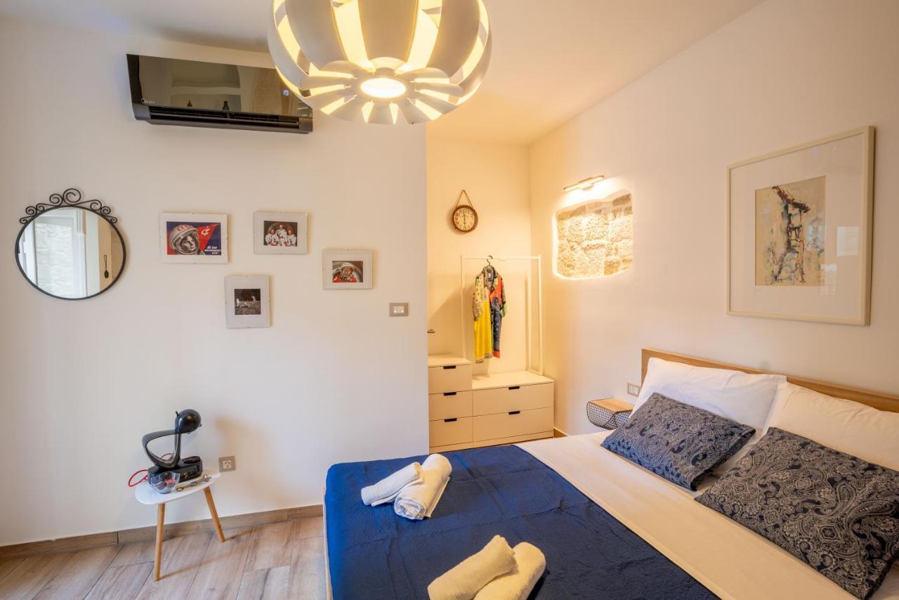 Old Town Makarska Apartments - Central Square エクステリア 写真